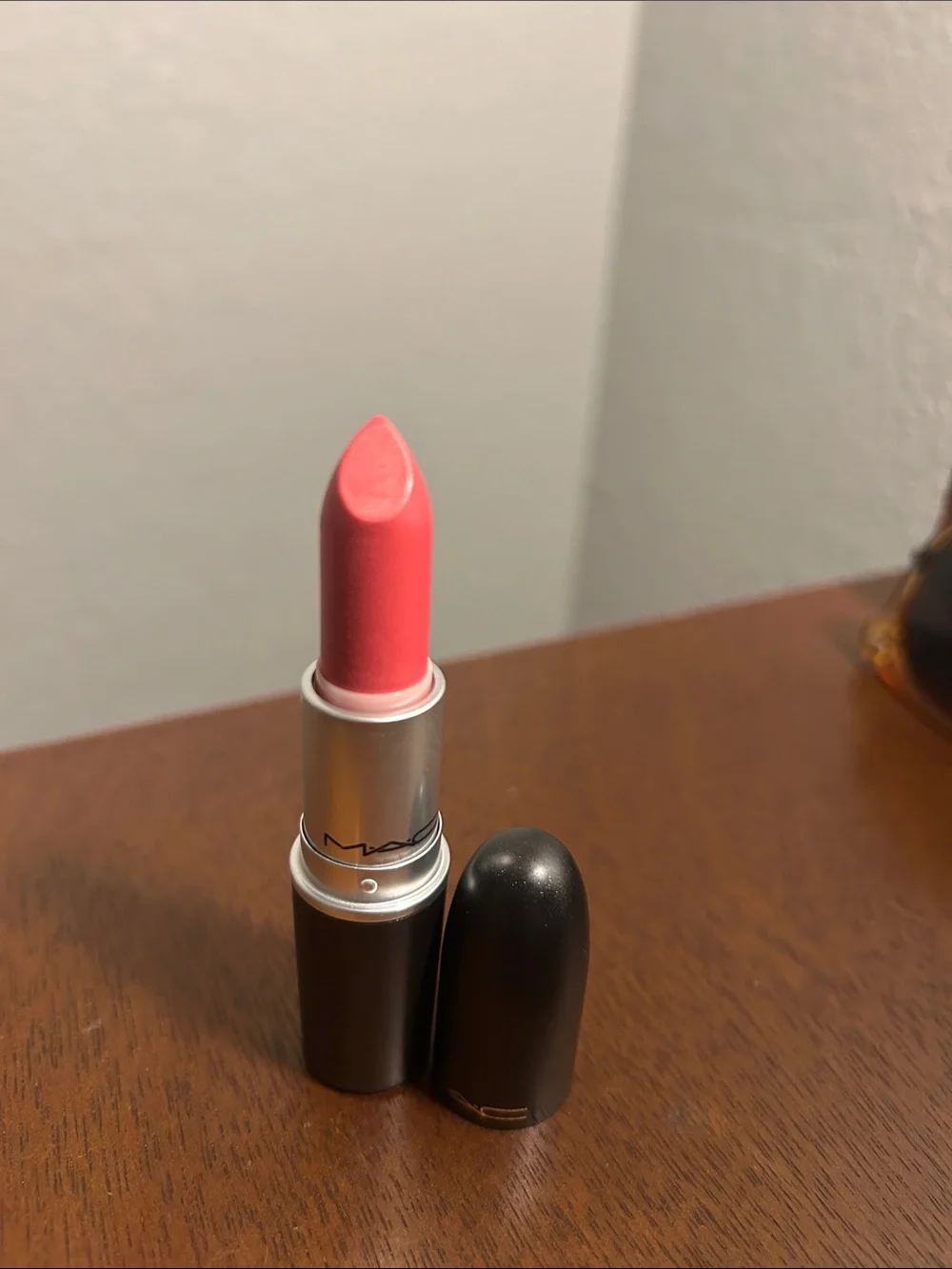 OOP! Discontinued! MAC Cosmetics BOMBSHELL frost Lipstick! BNWOB!